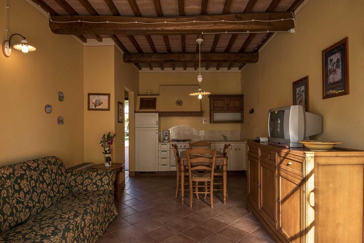 Agriturismo Le Gallozzole Monteriggioni Buitenkant foto